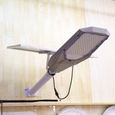 Тольтой тусдаа, нарны энеригээр цэнэглэдэг Шонгийн толгой 300W 6500K (SOLAR) Тольтой тусдаа, нарны энеригээр цэнэглэдэг Шонгийн толгой 300W 6500K (SOLAR)